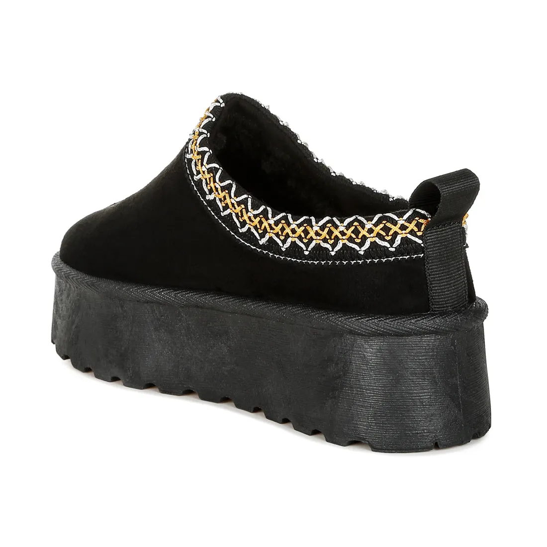 Embroidered Platform Classic Slip-On