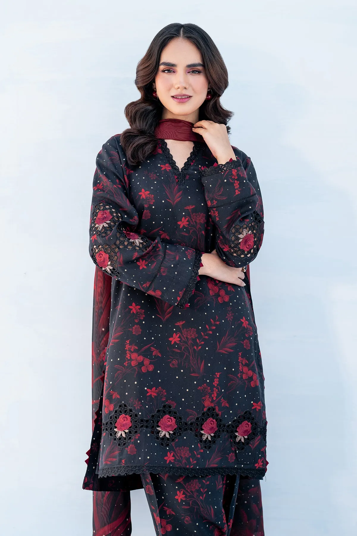 EMBROIDERED VISCOSE SILK UF-4055