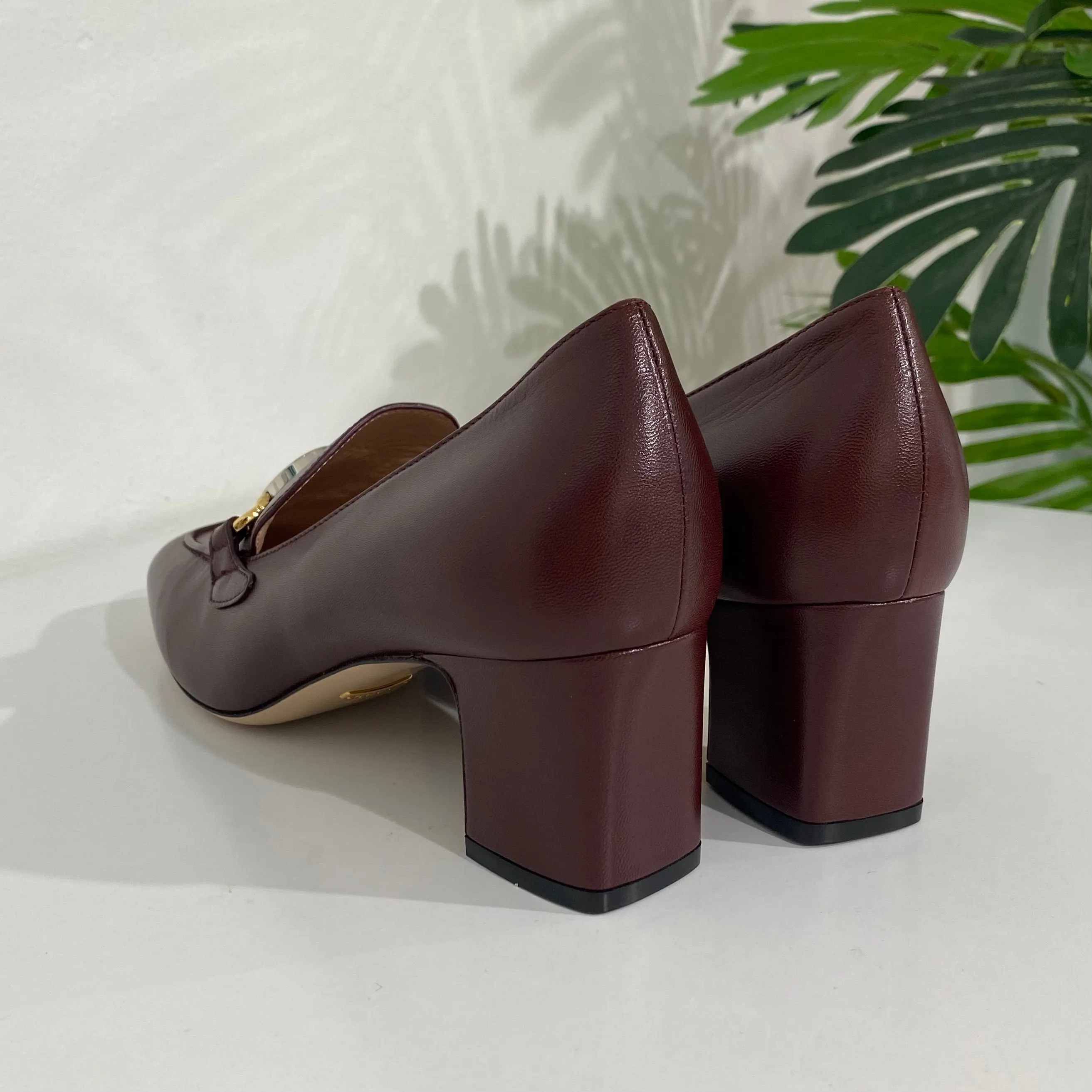 Gucci Unworn Burgundy Zumi Loafer