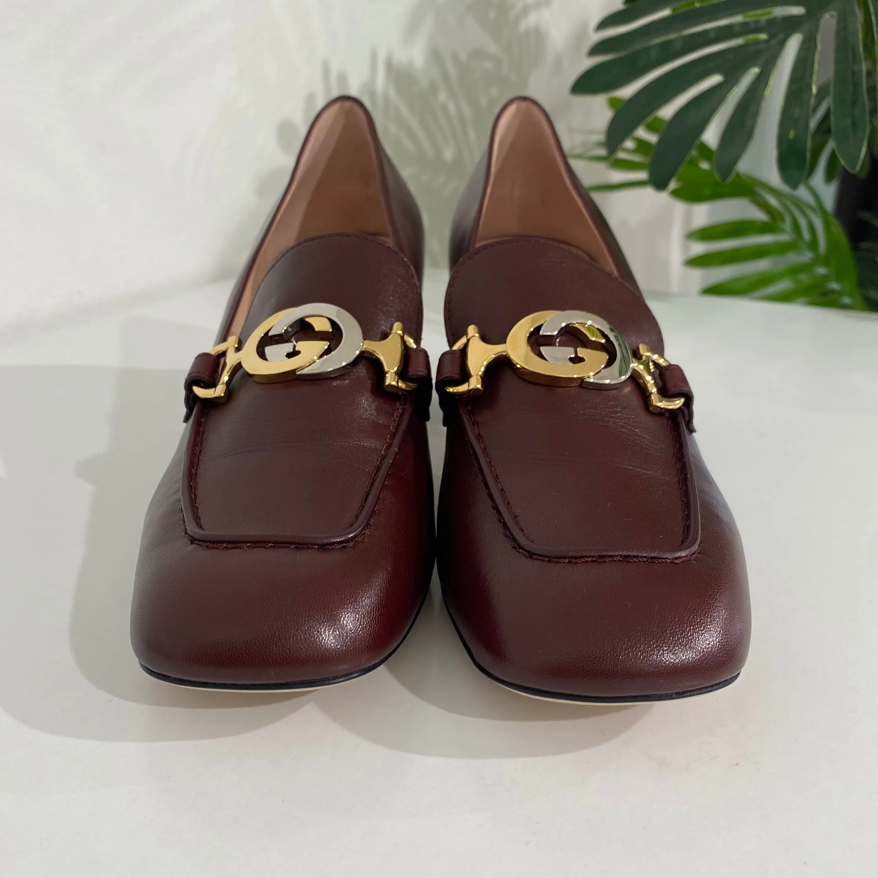 Gucci Unworn Burgundy Zumi Loafer