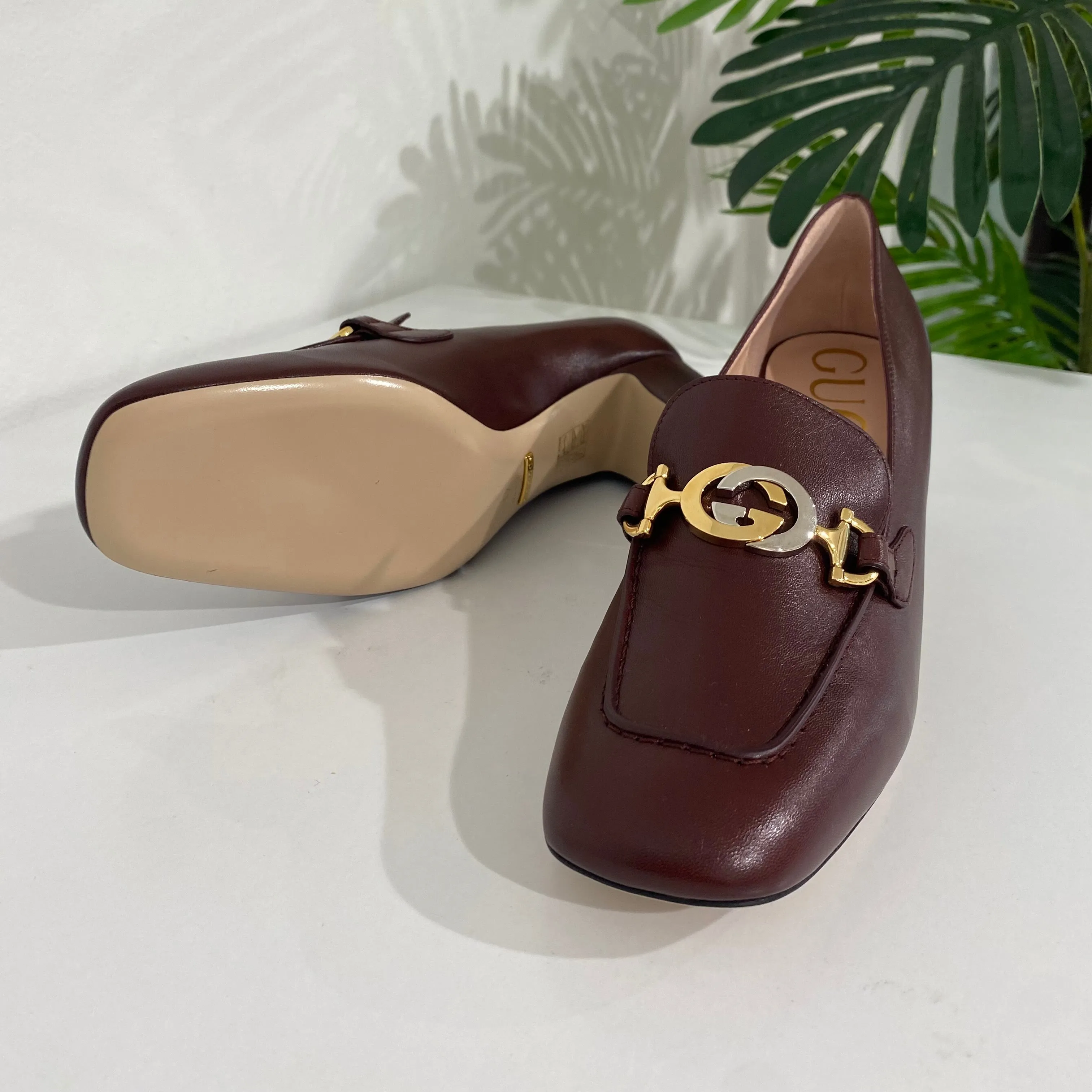 Gucci Unworn Burgundy Zumi Loafer