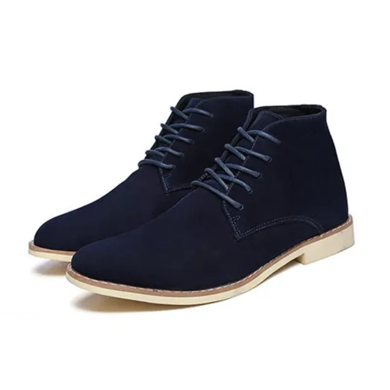 Stylish suede chukka boots for men, robust casual shoes