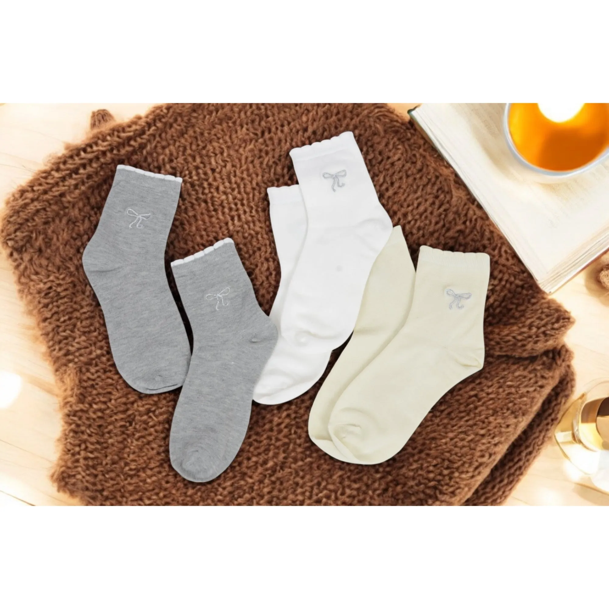 Women's 3-Pack Soft Knit Ankle Socks with Scalloped Trim and Embroidered Bow Detail