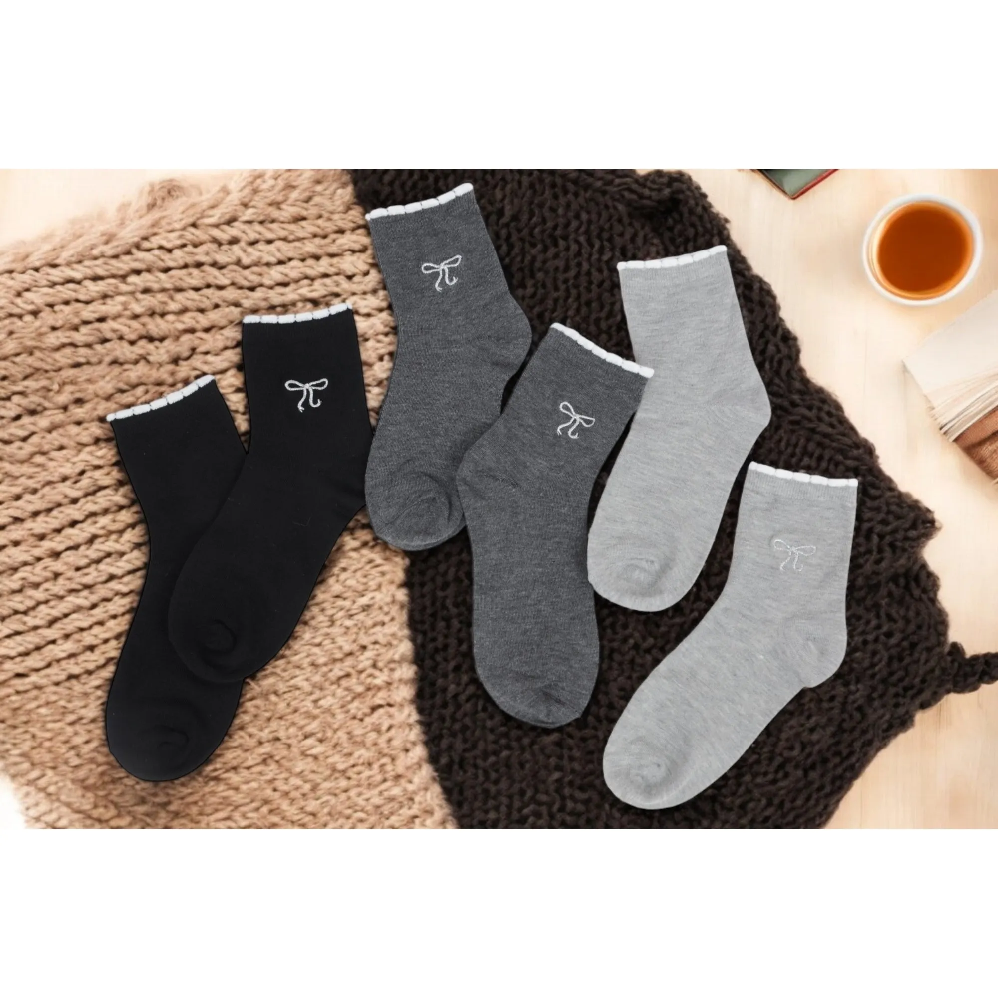 Women's 3-Pack Soft Knit Ankle Socks with Scalloped Trim and Embroidered Bow Detail